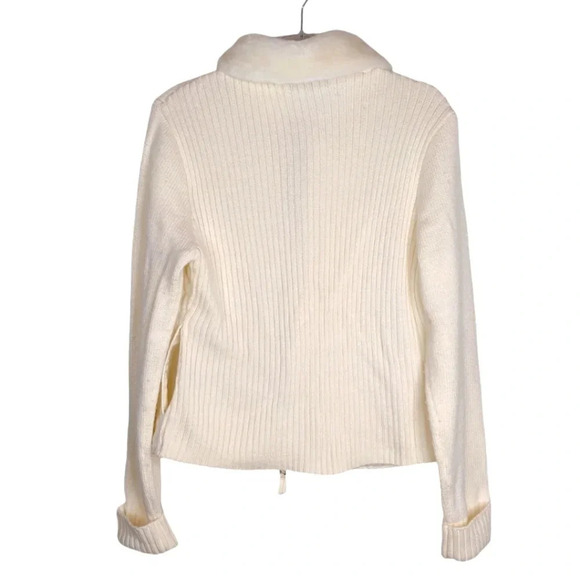 Effort Women's Quilted Cream Vest - Picture 2 of 12